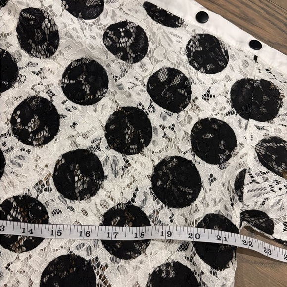 Zara White and Black Lace Detail Dress. Medium. NWT! - Picture 5 of 7